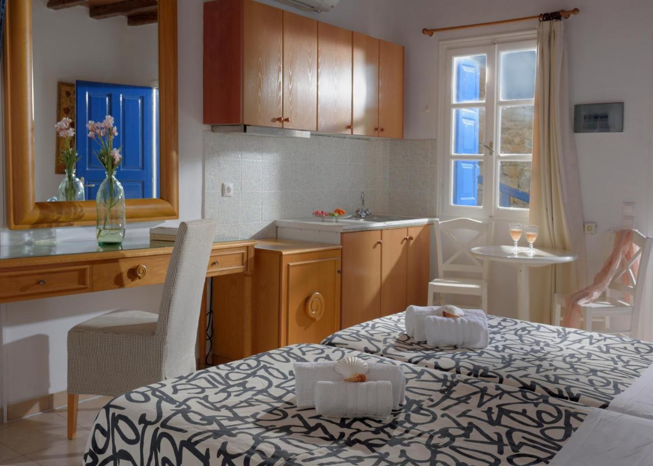 Adonis Rooms กาโลลิวาดี ภายนอก รูปภาพ