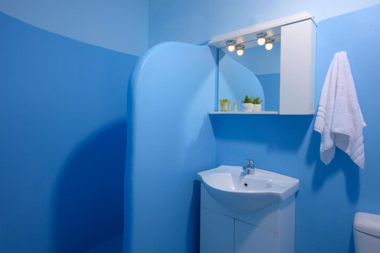 Adonis Rooms กาโลลิวาดี ภายนอก รูปภาพ